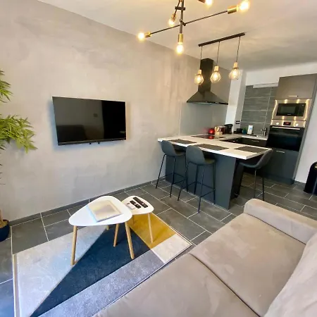 Apartment Le Marignan By Scls Locations *